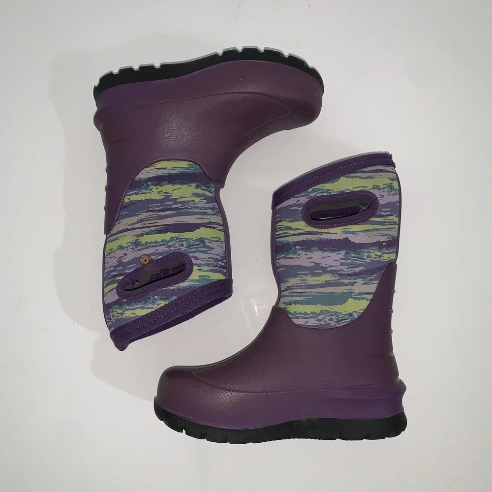 Bogs Neo-Classic Sunset Boots Kids Size 2 Purple Camo Print Waterproof Winter